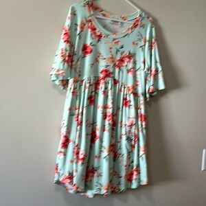 Haptics short dress. Small